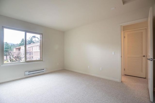 300 Glenwood Circle 258, Monterey, CA 93940