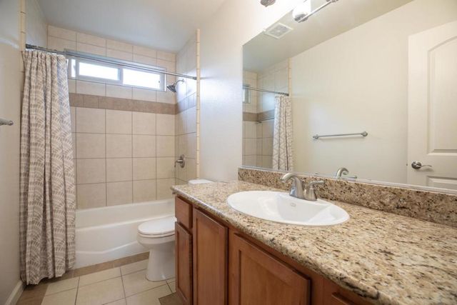300 Glenwood Circle 258, Monterey, CA 93940