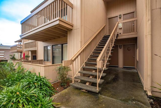 300 Glenwood Circle 258, Monterey, CA 93940