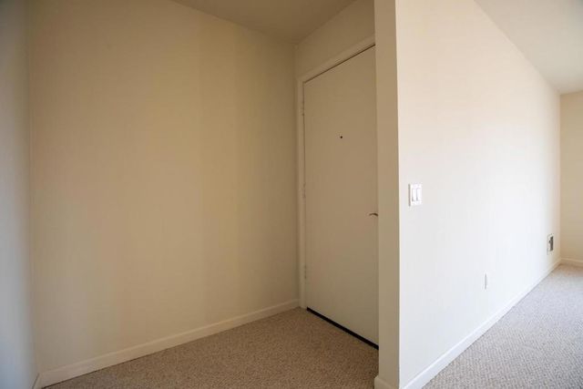 300 Glenwood Circle 258, Monterey, CA 93940