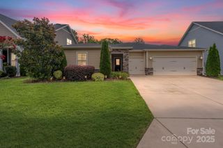 5042 Looking Glass Trail, Denver, NC 28037