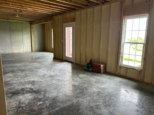 203 Max Cavnes Road, Danville, KY 40422