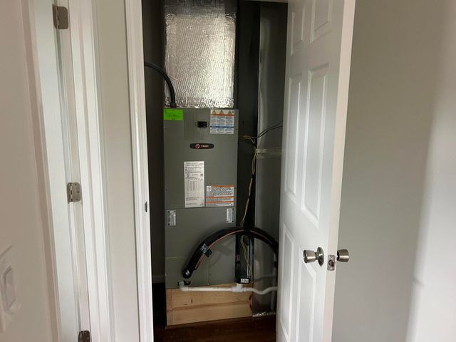 203 Max Cavnes Road, Danville, KY 40422