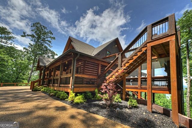 454 Genessee Path, Blue Ridge, GA 30513