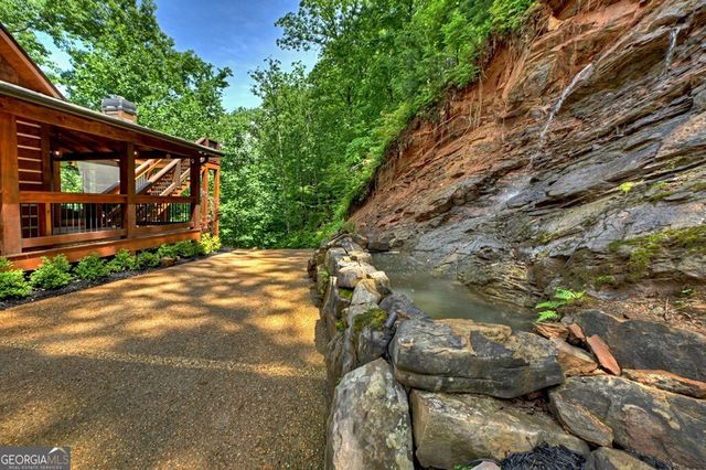 454 Genessee Path, Blue Ridge, GA 30513