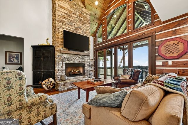 454 Genessee Path, Blue Ridge, GA 30513