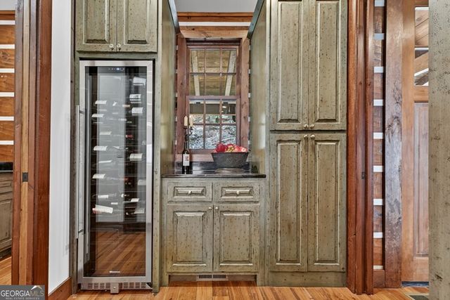 454 Genessee Path, Blue Ridge, GA 30513