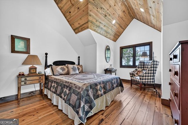 454 Genessee Path, Blue Ridge, GA 30513