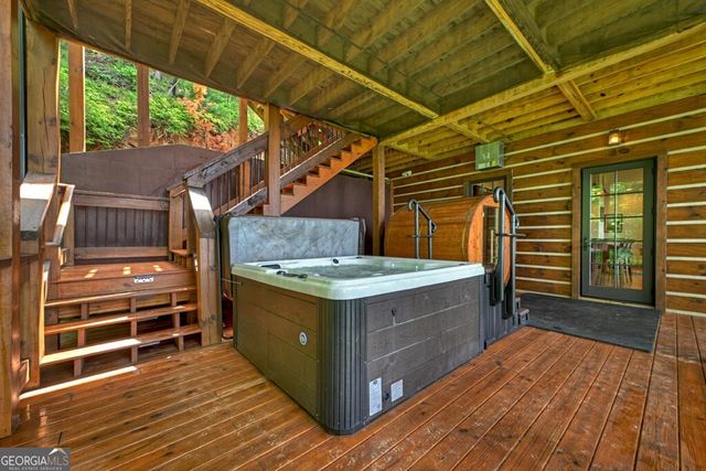 454 Genessee Path, Blue Ridge, GA 30513