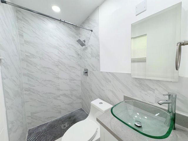 3490 SW 19th Street, Fort Lauderdale, FL 33312