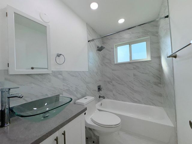 3490 SW 19th Street, Fort Lauderdale, FL 33312