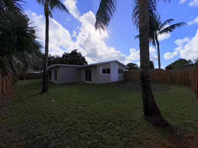 3490 SW 19th Street, Fort Lauderdale, FL 33312