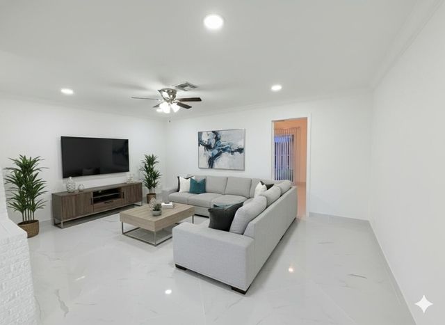 3490 SW 19th Street, Fort Lauderdale, FL 33312