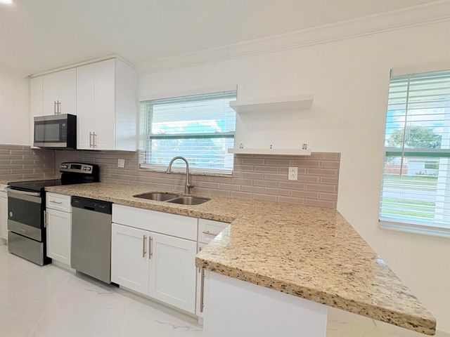 3490 SW 19th Street, Fort Lauderdale, FL 33312