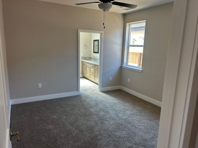 16161 West David Ave, Kerman, CA 93630