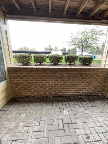2635 Greenstone Boulevard 504, Auburn Hills, MI 48326