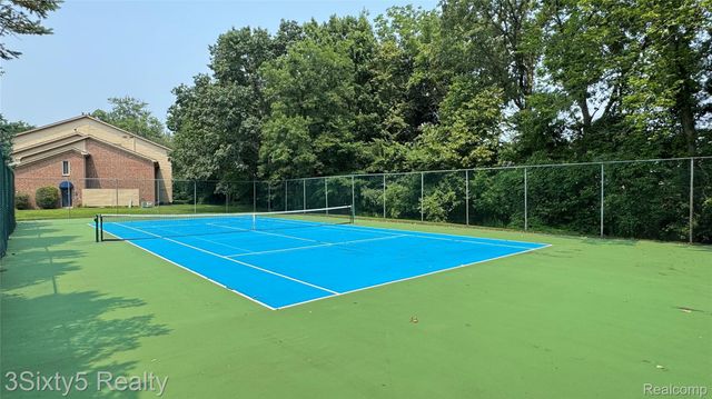 2635 Greenstone Boulevard 504, Auburn Hills, MI 48326