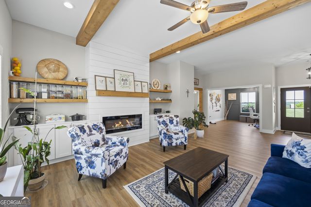 209 Unawatti Road, Canon, GA 30520
