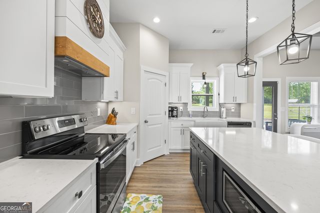 209 Unawatti Road, Canon, GA 30520