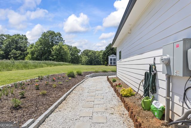 209 Unawatti Road, Canon, GA 30520