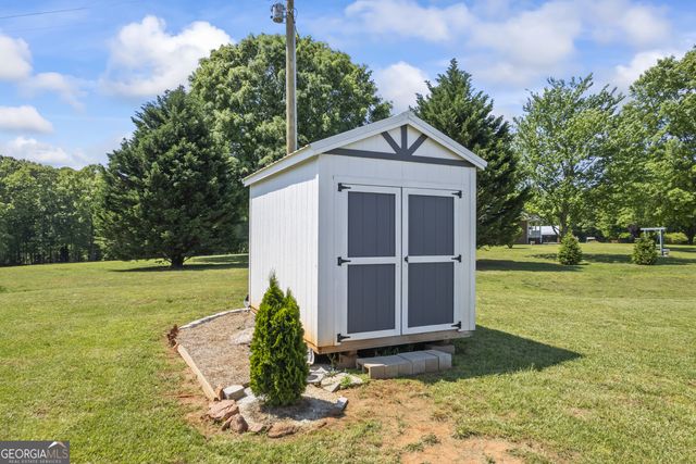 209 Unawatti Road, Canon, GA 30520