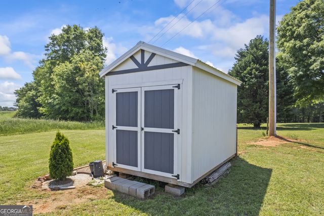 209 Unawatti Road, Canon, GA 30520