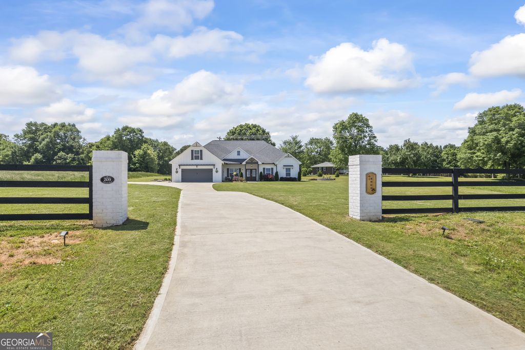 209 Unawatti Road, Canon, GA 30520