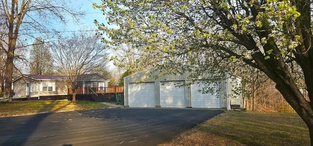 148 Gabe Hollow Road, Russell Springs, KY 42642