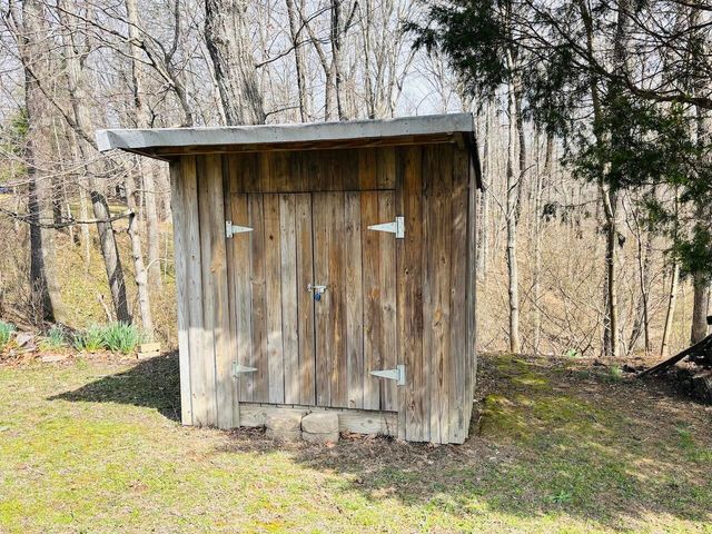 148 Gabe Hollow Road, Russell Springs, KY 42642