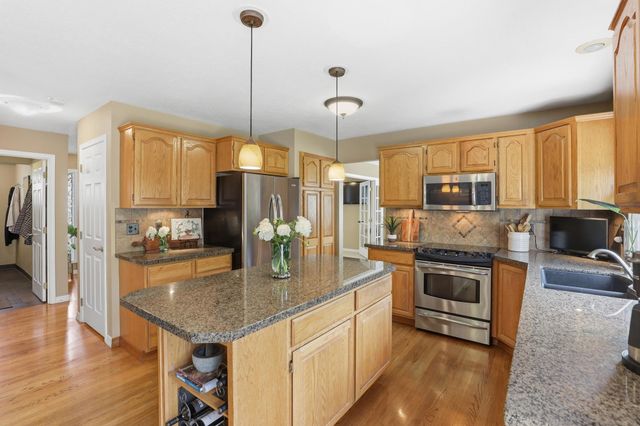 9125 N Bradbury Dr, Spokane, WA 99208