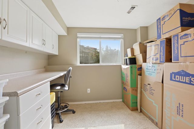 9125 N Bradbury Dr, Spokane, WA 99208