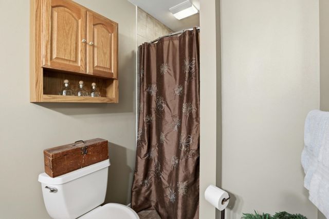 9125 N Bradbury Dr, Spokane, WA 99208