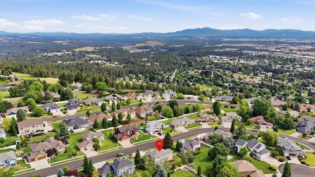 9125 N Bradbury Dr, Spokane, WA 99208