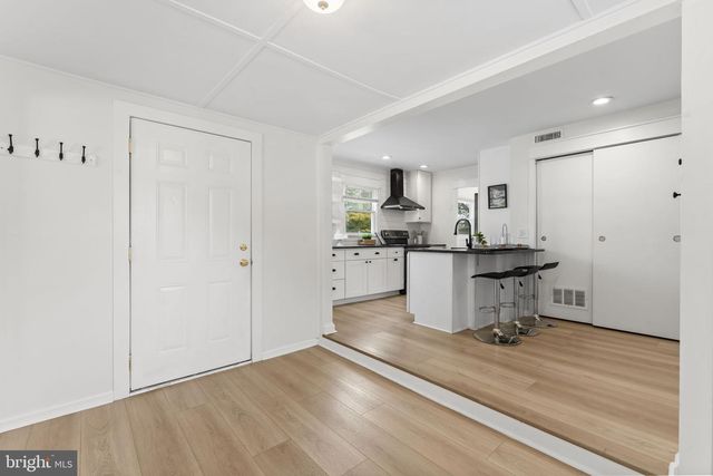 113 MANOR RD, Paoli, PA 19301