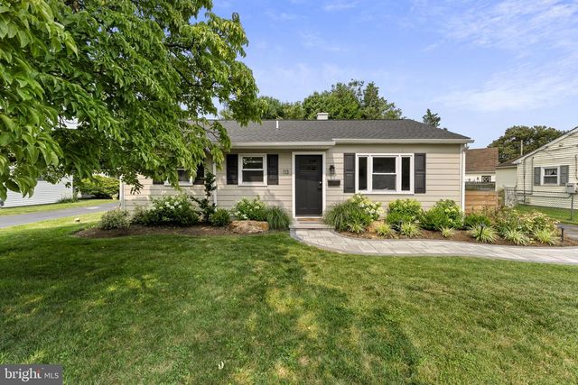 113 MANOR RD, Paoli, PA 19301