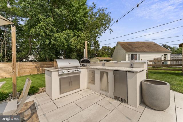113 MANOR RD, Paoli, PA 19301