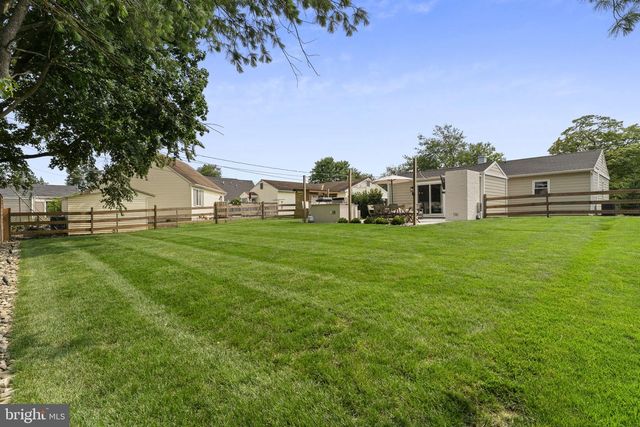113 MANOR RD, Paoli, PA 19301