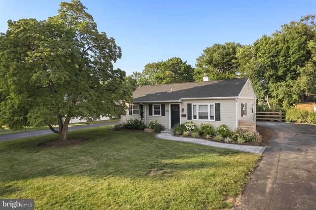 113 MANOR RD, Paoli, PA 19301
