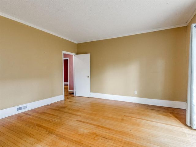 604 S Crawford Street, Norman, OK 73069