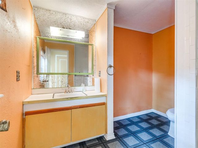 604 S Crawford Street, Norman, OK 73069