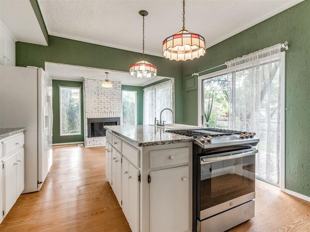 604 S Crawford Street, Norman, OK 73069
