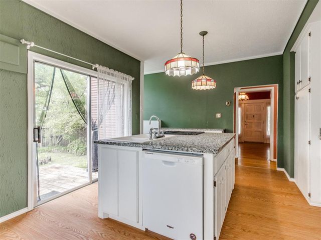 604 S Crawford Street, Norman, OK 73069
