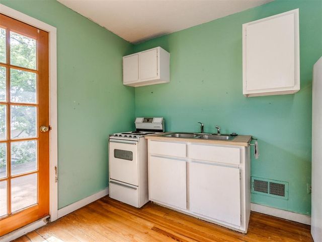 604 S Crawford Street, Norman, OK 73069