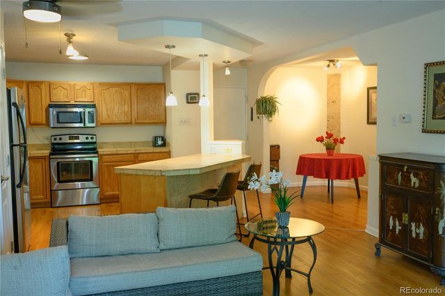 745 S Alton Way 4C, Denver, CO 80247