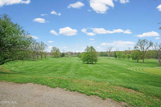 5831 Monroe Street, 406, Sylvania, OH 43560