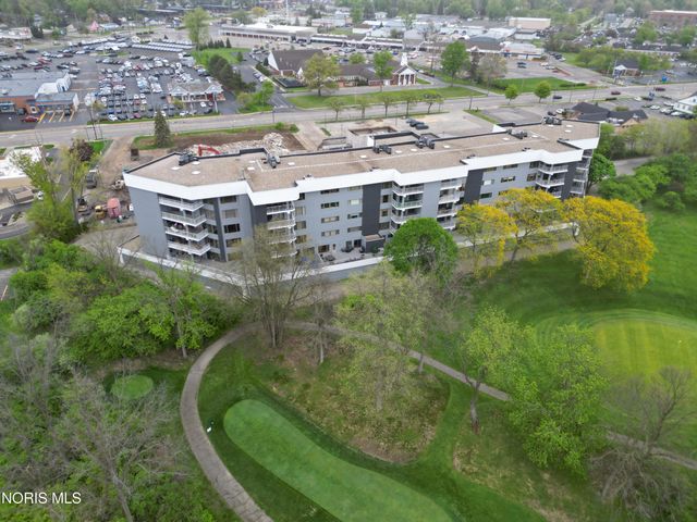 5831 Monroe Street, 406, Sylvania, OH 43560