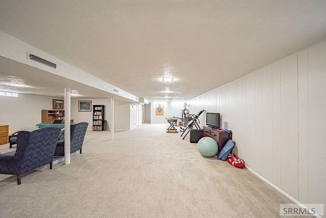 5566 W 49th N, Idaho Falls, ID 83202