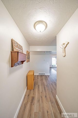 5566 W 49th N, Idaho Falls, ID 83202