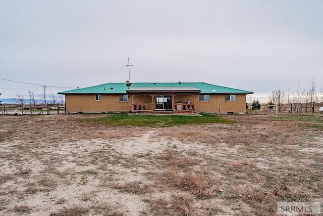 5566 W 49th N, Idaho Falls, ID 83202