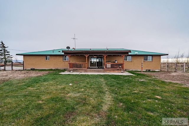 5566 W 49th N, Idaho Falls, ID 83202